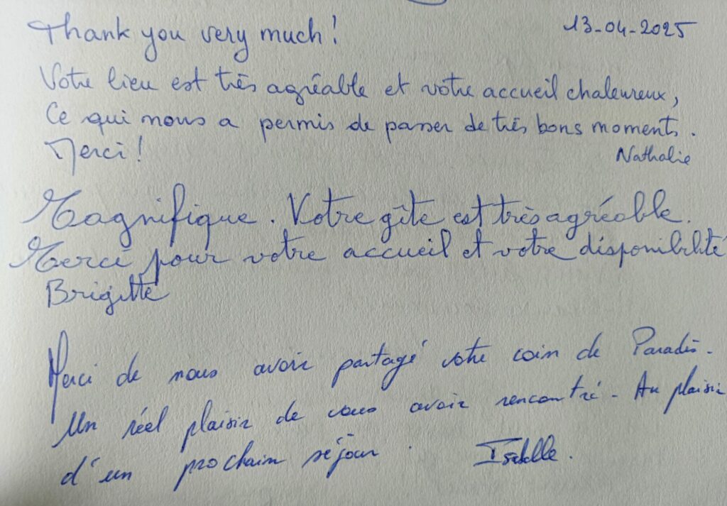 Lou Papagai Nos clients sont nos meilleurs ambassadeurs Lou Papagai Nos clients sont nos meilleurs ambassadeurs